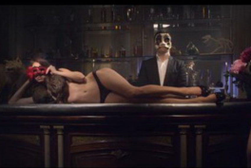 Claptone – No Eyes feat. Jaw