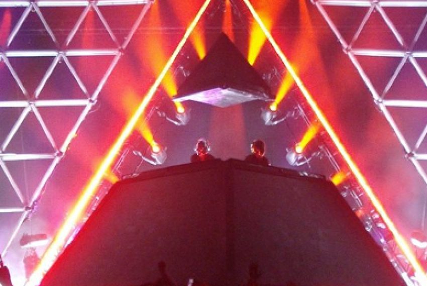Thomas Bangalter z Daft Punk zaskakuje swoją nową muzyką