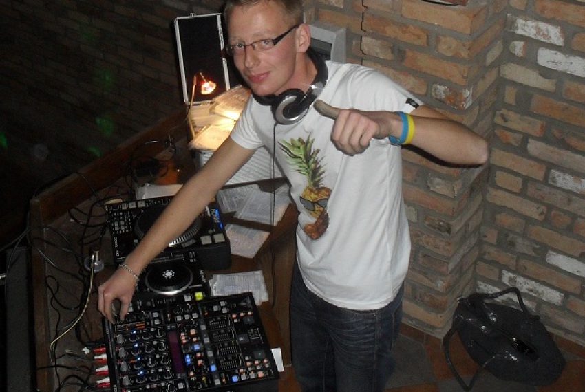 DJ BART