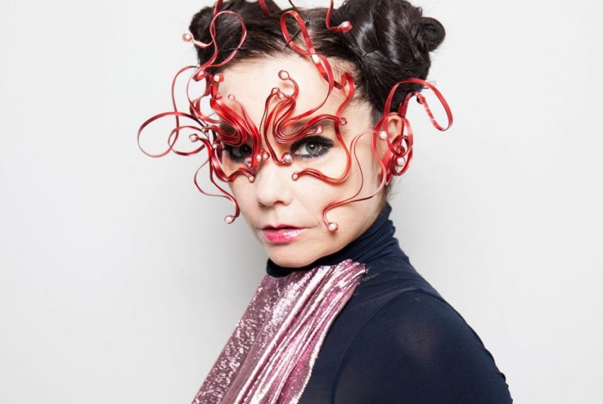 Björk dla Sonos Radio