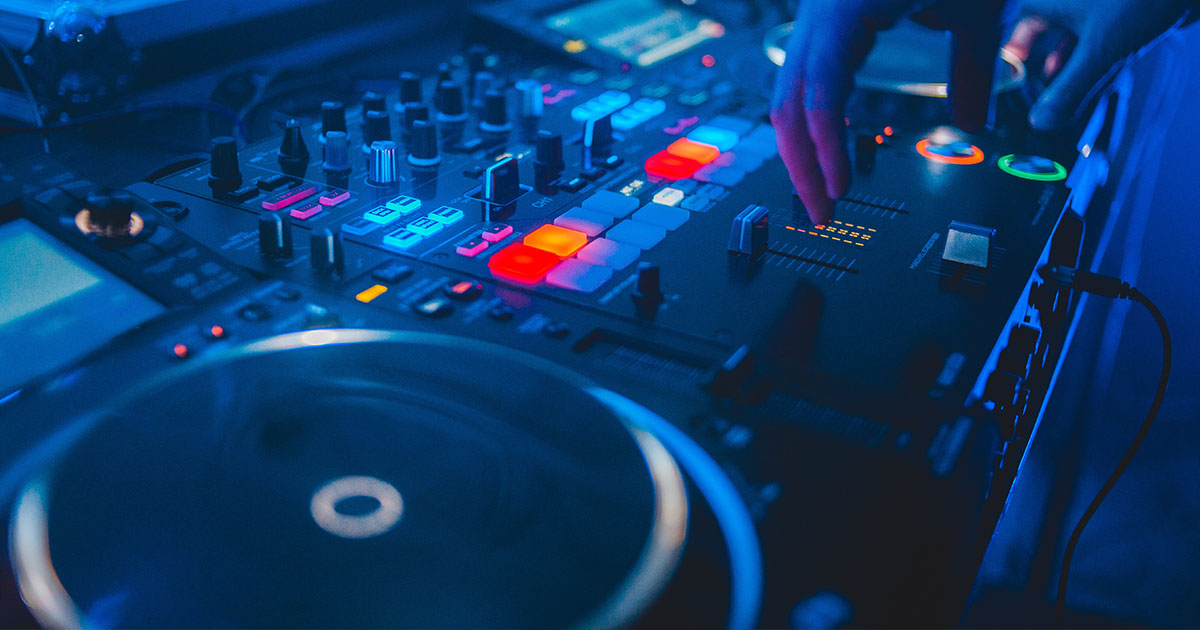 W objętych kwarantanną Włoszech trwa najdłuższy w historii DJ Set
