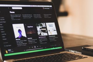 Spotify startuje z biletowanymi wirtualnymi koncertami