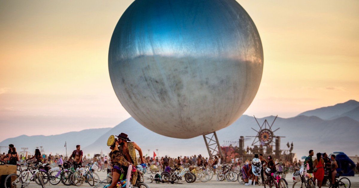 Raidho i Foxall zagrają na na Burning Man „Multiverse”
