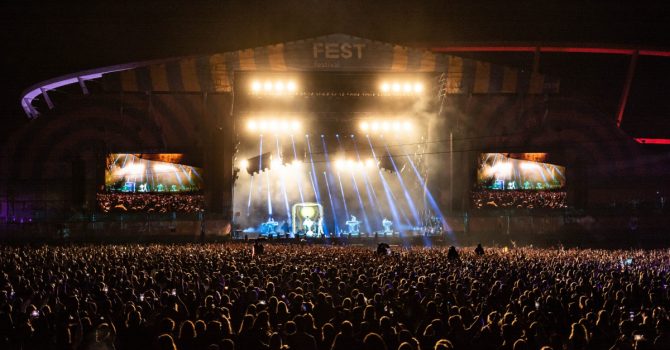 „Występy w ogromnym namiocie Arena robiły fenomenalne wrażenie!” – relacja z Fest Festival 2022
