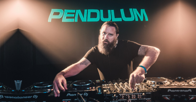 Selekcja – Paul „El Hornet” Harding (Pendulum)